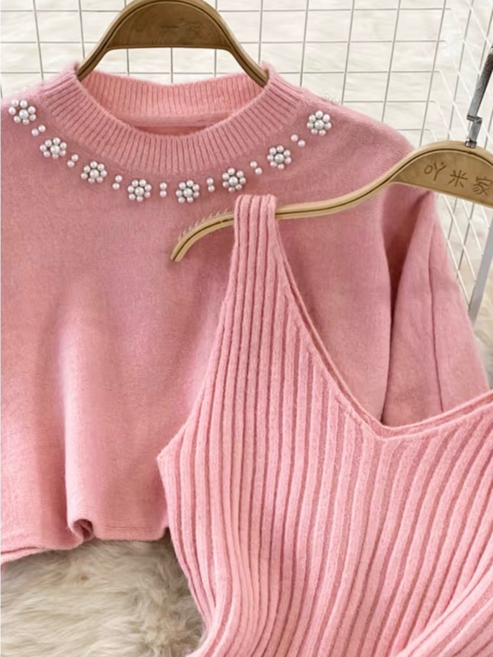 Pink Ribbed Knit Midi Skirt - Picture 2 of 4